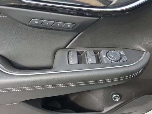 Used 2023 Buick Envision Essence w/ Sport Touring Package image 30