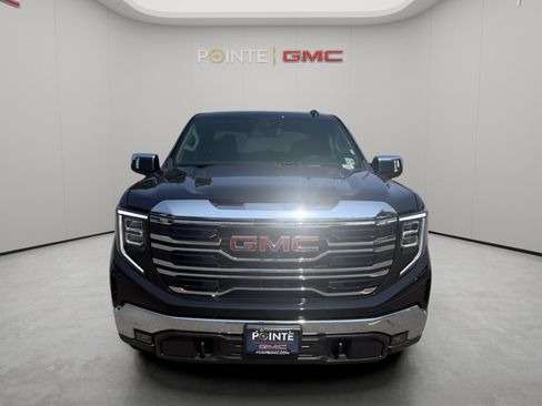 Used 2026 GMC Sierra 1500 SLT AWD/4WD image 9