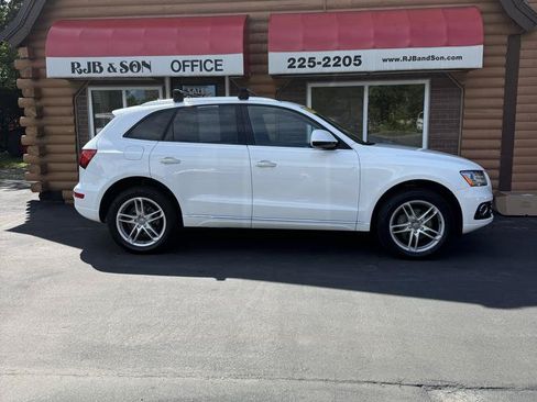 Used 2017 Audi Q5 2.0T Premium AWD/4WD image 2