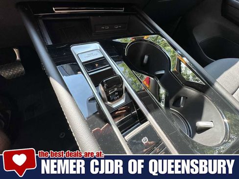 Used 2026 Volkswagen Atlas SE AWD/4WD image 19