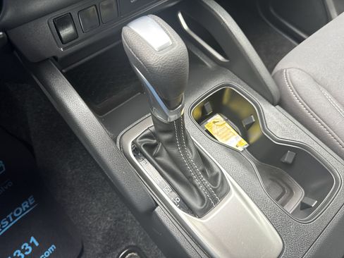 Used 2022 Nissan Frontier SV image 16