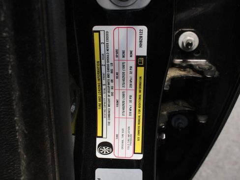 Used 2017 Dodge Charger R/T Scat Pack w/ Dynamics Package image 37