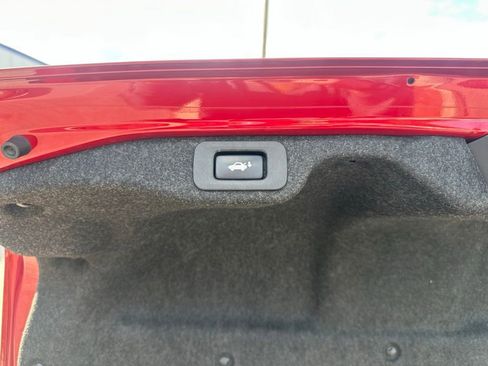 Used 2017 Lexus ES 300h image 8