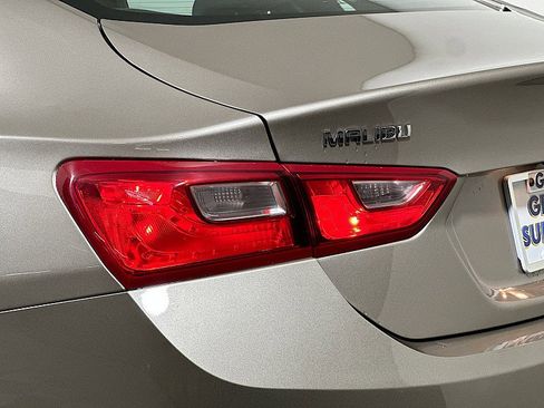 Used 2023 Chevrolet Malibu LT image 33
