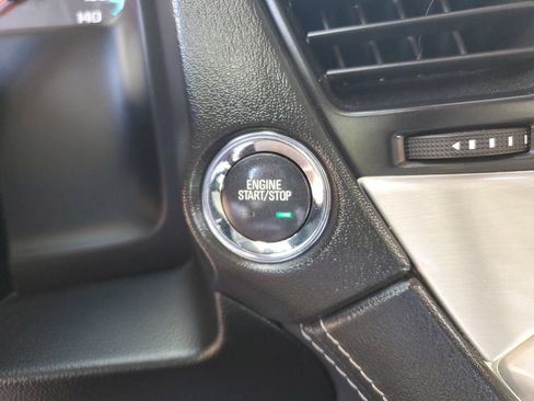 Used 2018 GMC Yukon Denali AWD/4WD image 24