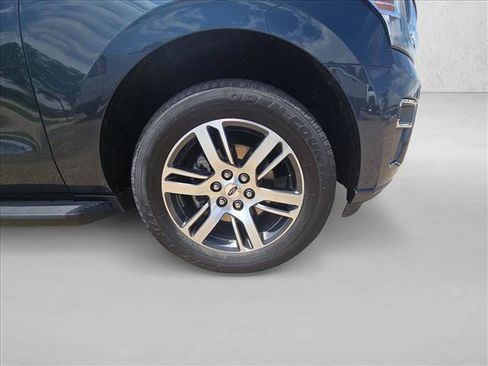 Used 2024 Ford Expedition Limited RWD image 27