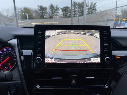 Used 2021 Toyota Camry XSE image 36