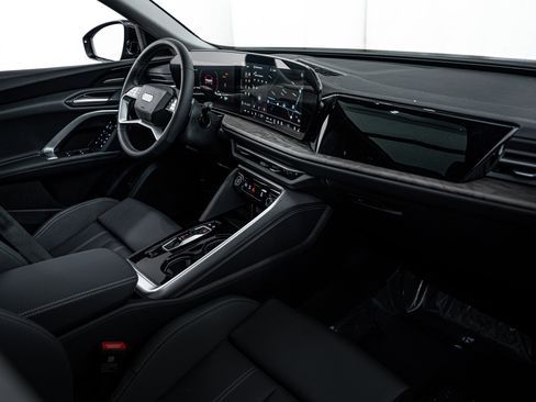 New 2025 Audi Q5 2.0T Premium Plus image 8