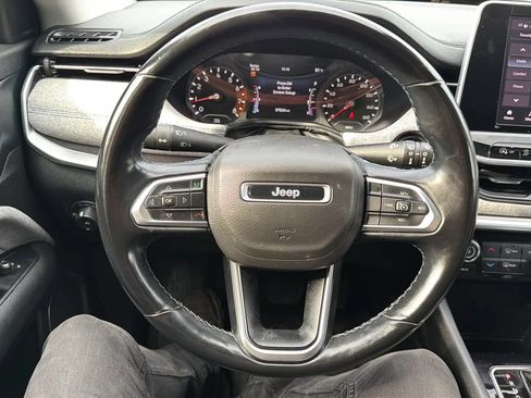 Used 2022 Jeep Compass Latitude w/ Convenience Group AWD/4WD image 10
