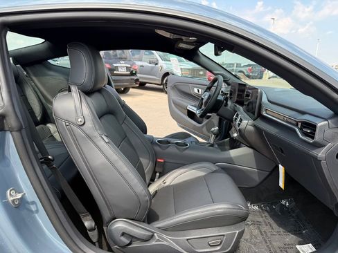 New 2025 Ford Mustang Premium image 13