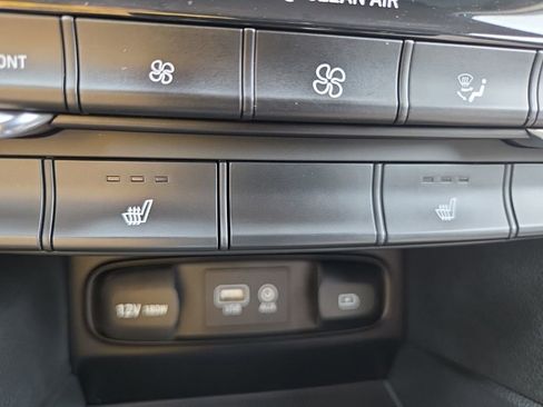 Used 2019 Hyundai Santa Fe SEL image 43