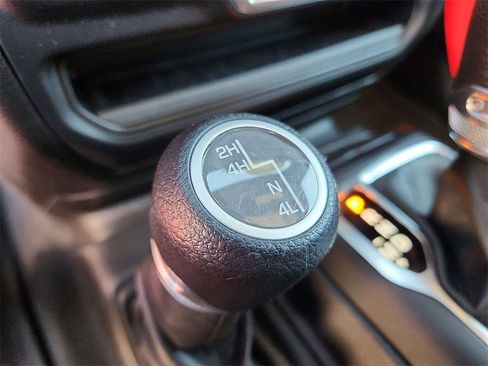 Used 2022 Jeep Wrangler Unlimited Sport image 25