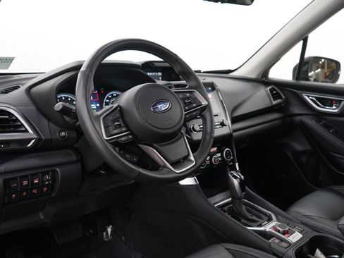 Used 2023 Subaru Forester Touring AWD/4WD image 26