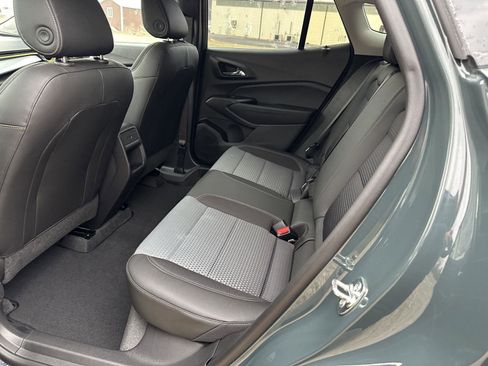 New 2025 Chevrolet Trax LT w/ LT Convenience Package image 17