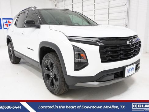 New 2026 Chevrolet Equinox LT w/ Midnight Edition FWD image 3