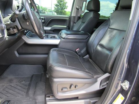 Used 2018 Chevrolet Silverado 1500 LTZ Z71 w/ Centennial Edition AWD/4WD image 18