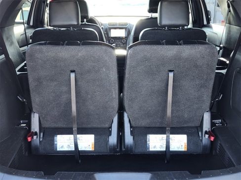 Used 2017 Ford Explorer XLT w/ Equipment Group 202A image 30