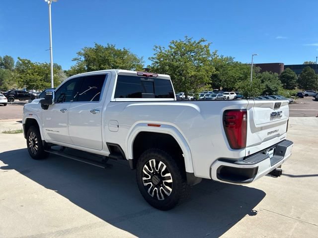 Used 2024 GMC Sierra 3500 Denali Ultimate AWD/4WD image 4