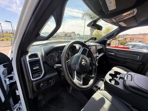 Used 2022 RAM 2500 Big Horn AWD/4WD image 14