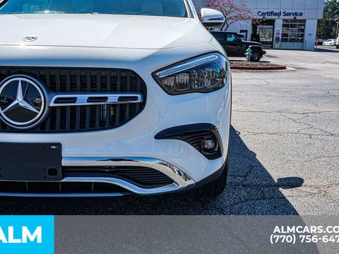 Used 2025 Mercedes-Benz GLA 250 4MATIC image 19