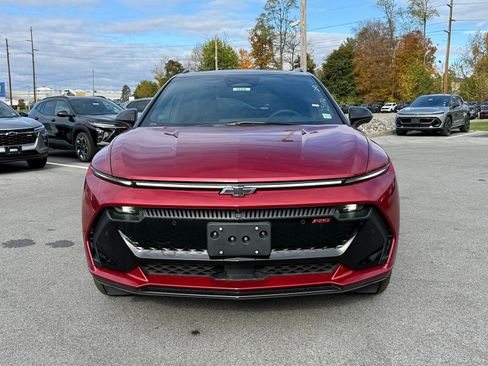 New 2025 Chevrolet Equinox EV RS image 2