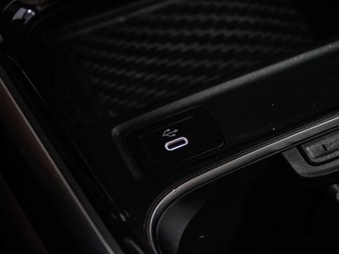 Used 2026 Mercedes-Benz GLB 250 image 22