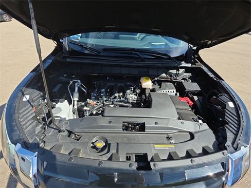 Used 2025 Nissan Pathfinder Platinum w/ Cargo Package image 29