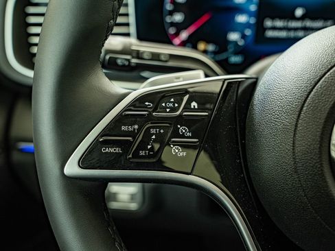 New 2026 Mercedes-Benz GLE 450 4MATIC image 19