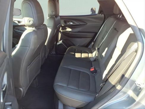 Used 2024 Chevrolet TrailBlazer ACTIV w/ Convenience Package image 12
