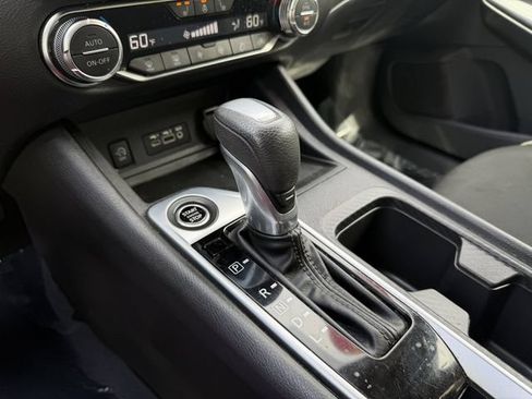 Used 2024 Nissan Sentra SV w/ All-Weather Package FWD image 23