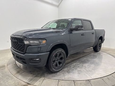 New 2026 RAM 1500 4x4 Crew Cab image 3