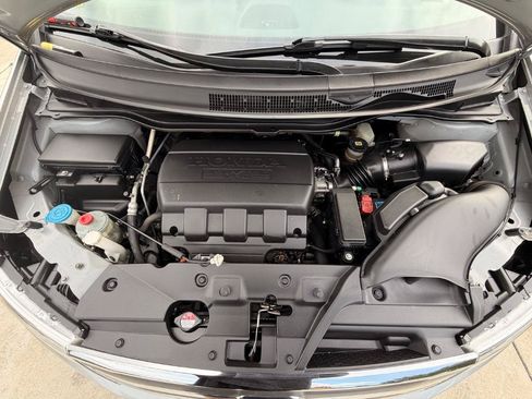 Used 2012 Honda Odyssey Touring image 8