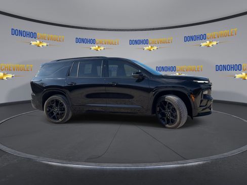 Used 2024 Chevrolet Traverse RS image 5