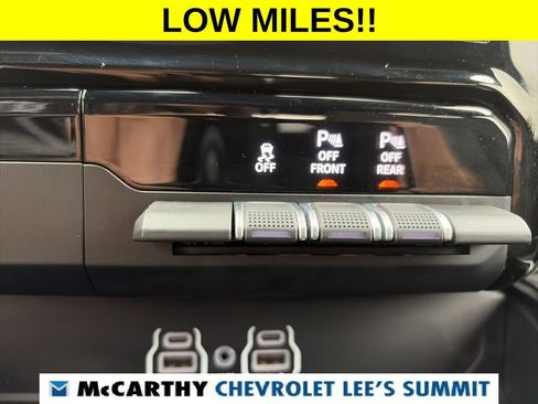 Used 2025 RAM 1500 Big Horn AWD/4WD image 8