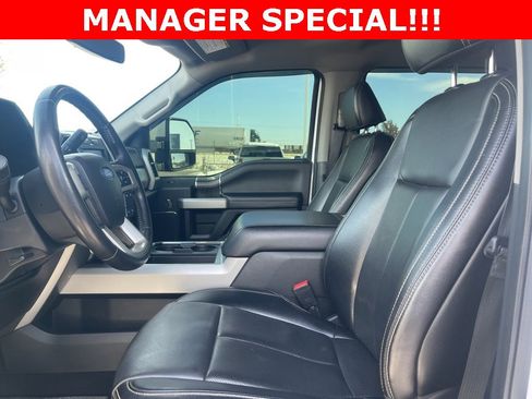 Used 2021 Ford F250 Lariat w/ Lariat Value Package image 18