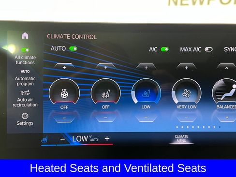 Used 2023 BMW X7 xDrive40i AWD/4WD image 8
