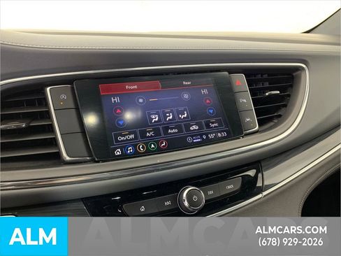 Used 2024 Buick Enclave Premium image 23