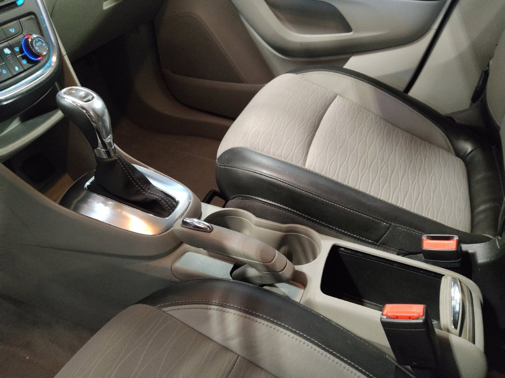 Used 2015 Buick Encore Convenience FWD image 26