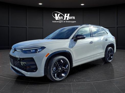 New 2026 Volkswagen Tiguan SE R-Line image 7