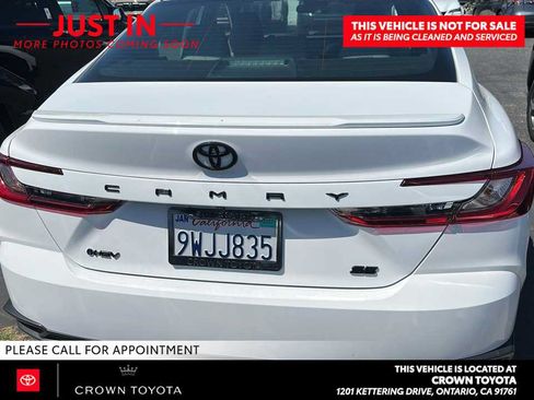 Used 2026 Toyota Camry SE FWD image 5