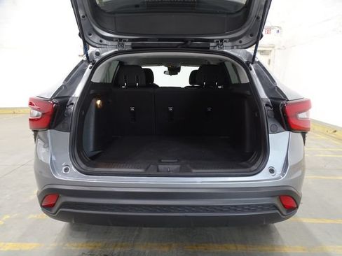 Used 2024 Chevrolet Trax LS FWD image 12