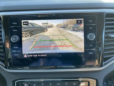 Used 2019 Volkswagen Atlas SEL Premium image 11