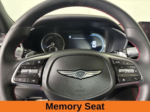 Used 2025 Genesis G70 3.3T Advanced image 15