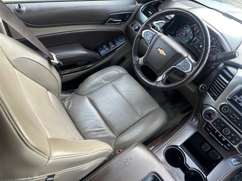 Used 2020 Chevrolet Tahoe LT image 30