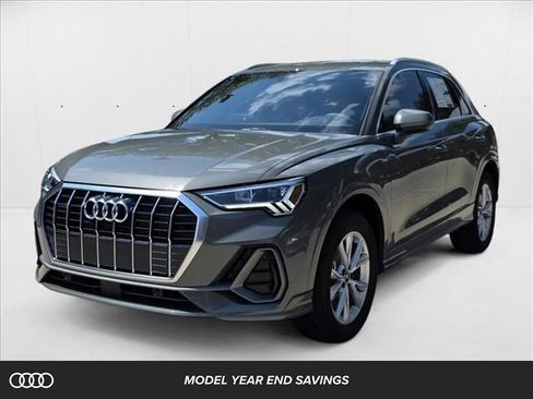 New 2025 Audi Q3 2.0T Premium image 1