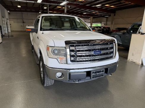 Used 2014 Ford F150 Lariat w/ Equipment Group 502A Luxury AWD/4WD image 8