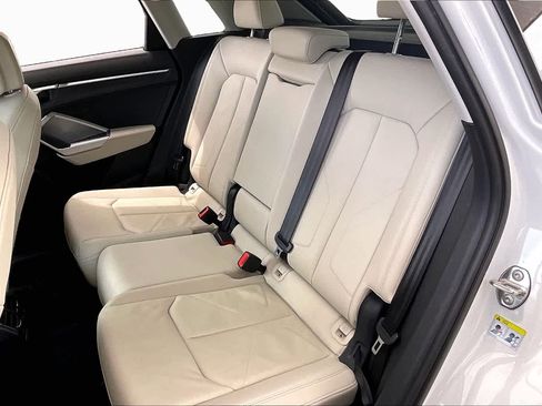 Used 2024 Audi Q3 2.0T Premium Plus w/ Premium Plus Package AWD/4WD image 21