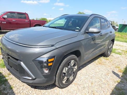Used 2025 Hyundai Kona SEL AWD/4WD image 1