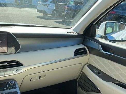 Used 2020 Hyundai Palisade Limited image 19