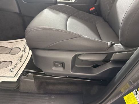Used 2025 Toyota Tacoma SR5 image 25